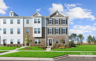 1832 Viewfield Rd, Fort Mill, SC 29708