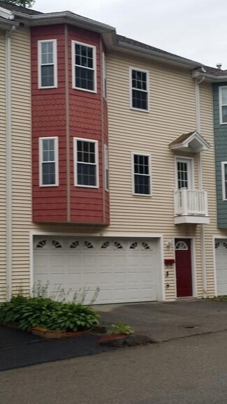 11 Beverly Cove, Worcester, MA 01604