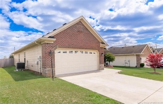 2408 Elhanan Ct, New Albany, IN 47150