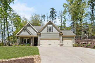 229 Ridgewood Dr, Waleska, GA 30183