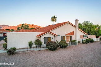 2429 W Tom Watson Dr, Tucson, AZ 85742