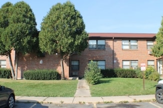 2902 31st St Unit 6, Zion, IL 60099