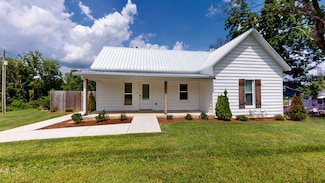 5184 Old Nashville Hwy, Mc Minnville, TN 37110