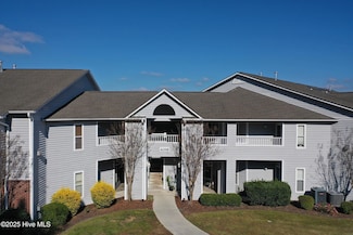 4156 Breezewood Dr Unit 102, Wilmington, NC 28412