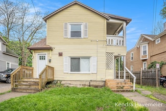 747 Alpine Ave NW, Grand Rapids, MI 49504