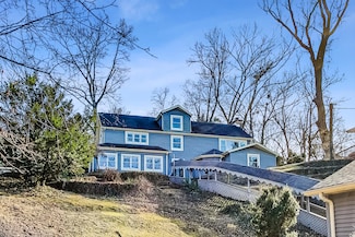 12 Hillcrest Rd, Portage, IN 46368