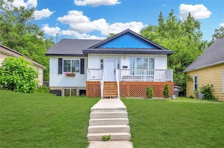 1908 E Walnut St, Des Moines, IA 50316