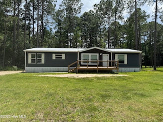 76 Clearbrook Trail, Rocky Point, NC 28457