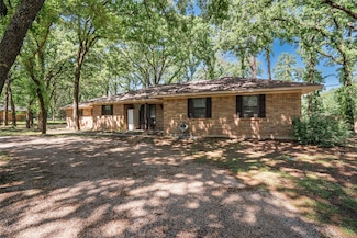 508 Squires Ln, Aubrey, TX 76227
