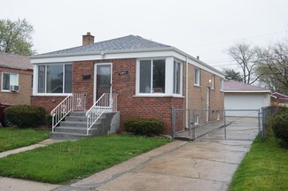 12811 S Racine Ave, Calumet Park, IL 60827