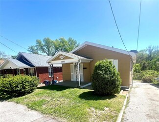 7530 Thelma Ave, Saint Louis, MO 63121