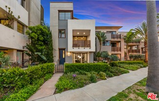 12837 N Seaglass Cir, Los Angeles, CA 90094