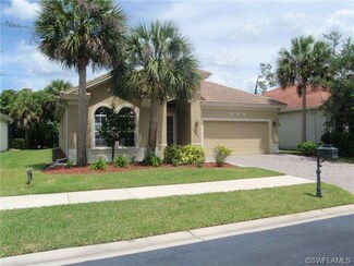 15826 Delaplata Ln, Naples, FL 34110