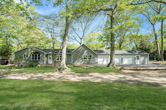 63 Blydenburgh Rd, Centereach, NY 11720
