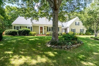 67 Spy Glass Hill Rd, Yarmouth Port, MA 02675