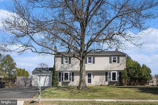 1895 Rampart Ln, Lansdale, PA 19446