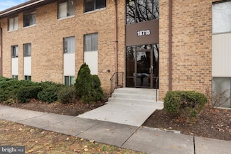 18715 Walkers Choice Rd Unit 18715, Montgomery Village, MD 20886