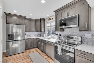 467 River Rd, Phillipsburg, NJ 08865