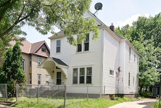42 Front Ave, Saint Paul, MN 55117