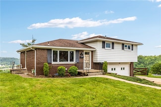 719 12th St, Pitcairn, PA 15140