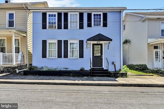 229 W 2nd St, Hummelstown, PA 17036