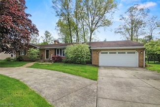 7669 W Parkside Dr, Youngstown, OH 44512