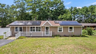 13 Naushon Rd, West Wareham, MA 02576