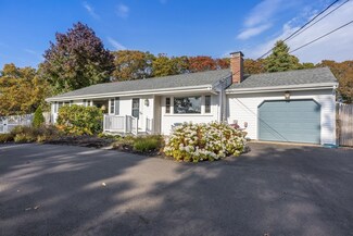 80 Sterling Rd, Hyannis, MA 02601