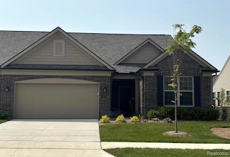 785 W Spaniel Dr, Ann Arbor, MI 48108