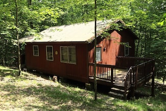 211 Bromley Ln, Granville, NY 12832