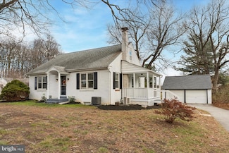 332 Beacon Light Rd, Parkesburg, PA 19365