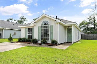 919 Parliament Ct, Mobile, AL 36695