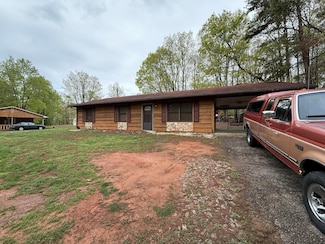 254 Pinewood Ln, Bassett, VA 24055