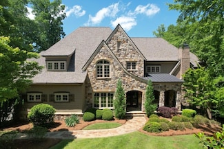 1023 Little Darby Ln, Suwanee, GA 30024