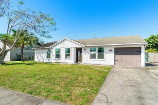 1056 Grandview Cir, Royal Palm Beach, FL 33411