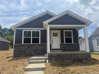 727 W 8th St, New Albany, IN 47150