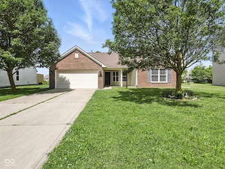 1702 Juniper Ln, Greenwood, IN 46143