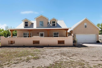 122 Valencia Rd, Peralta, NM 87042