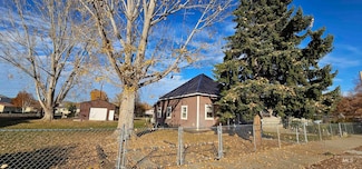 1126 E Main St, Weiser, ID 83672