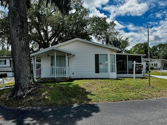 841 W Colonial Cir, Daytona Beach, FL 32117