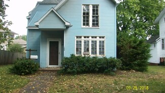 108 E Mulberry St, Watseka, IL 60970