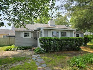 39 Alden Way, Hyannis, MA 02601