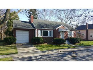 232 Harris St, Elmore, OH 43416