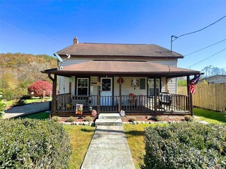 52 Burnt Rd, Rosman, NC 28772