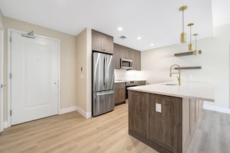 706 Madison St Unit 201, Hoboken, NJ 07030