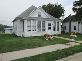 104 Wood St, Belmont, WI 53510