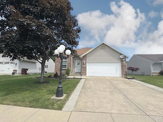 232 Choctaw Cir, Franklin, OH 45005
