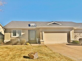 165 Kingsley Ave Unit B, Pueblo, CO 81005