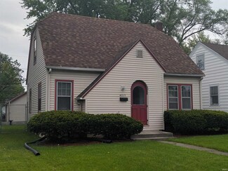 4015 Avondale Dr, Fort Wayne, IN 46806
