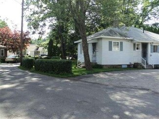 125 Sears Island Dr, Worcester, MA 01606